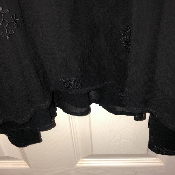 Jasmine size medium black layered sleeveless dress w/ sheer embroidered layer - Picture 16 of 16